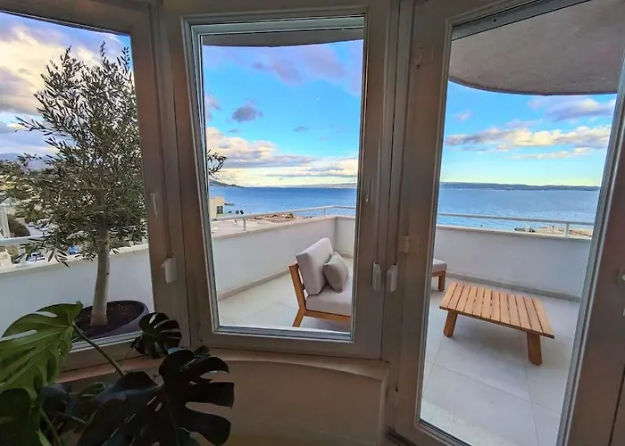 Seaside Bliss In * Split