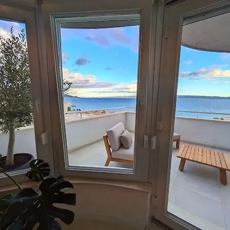 Seaside Bliss In * Σπλιτ